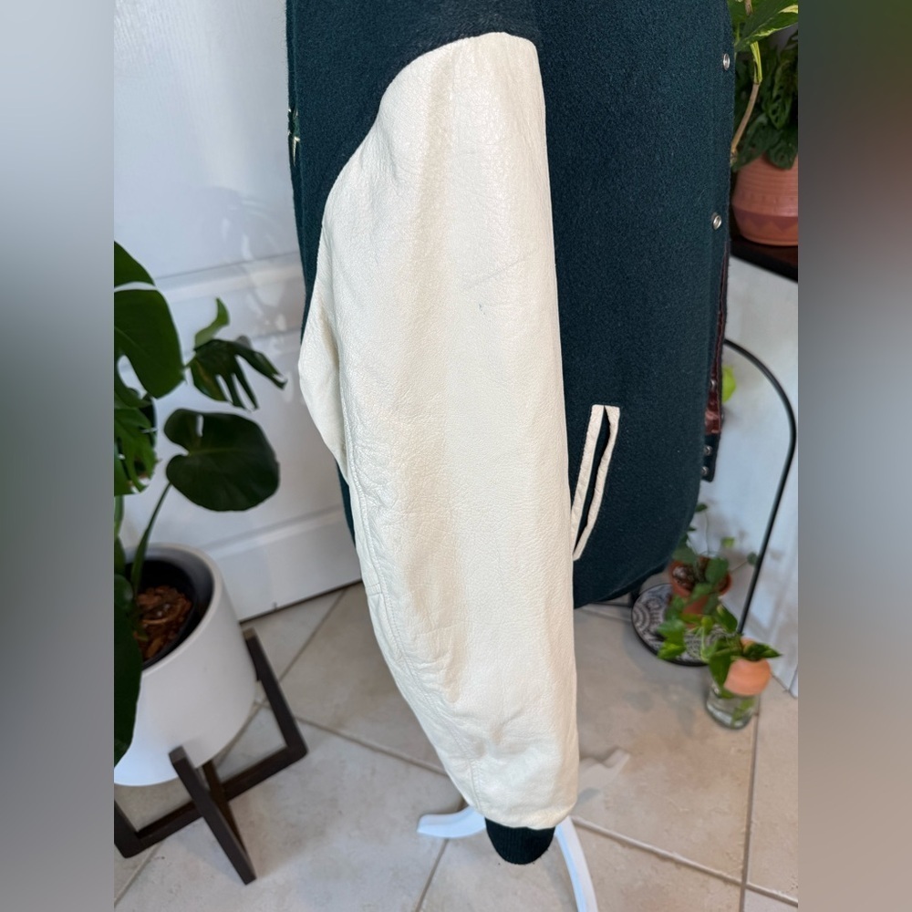 Disney Varsity Jacket in Forest Green and Cream oversized XL, wool - Picture 6 of 17